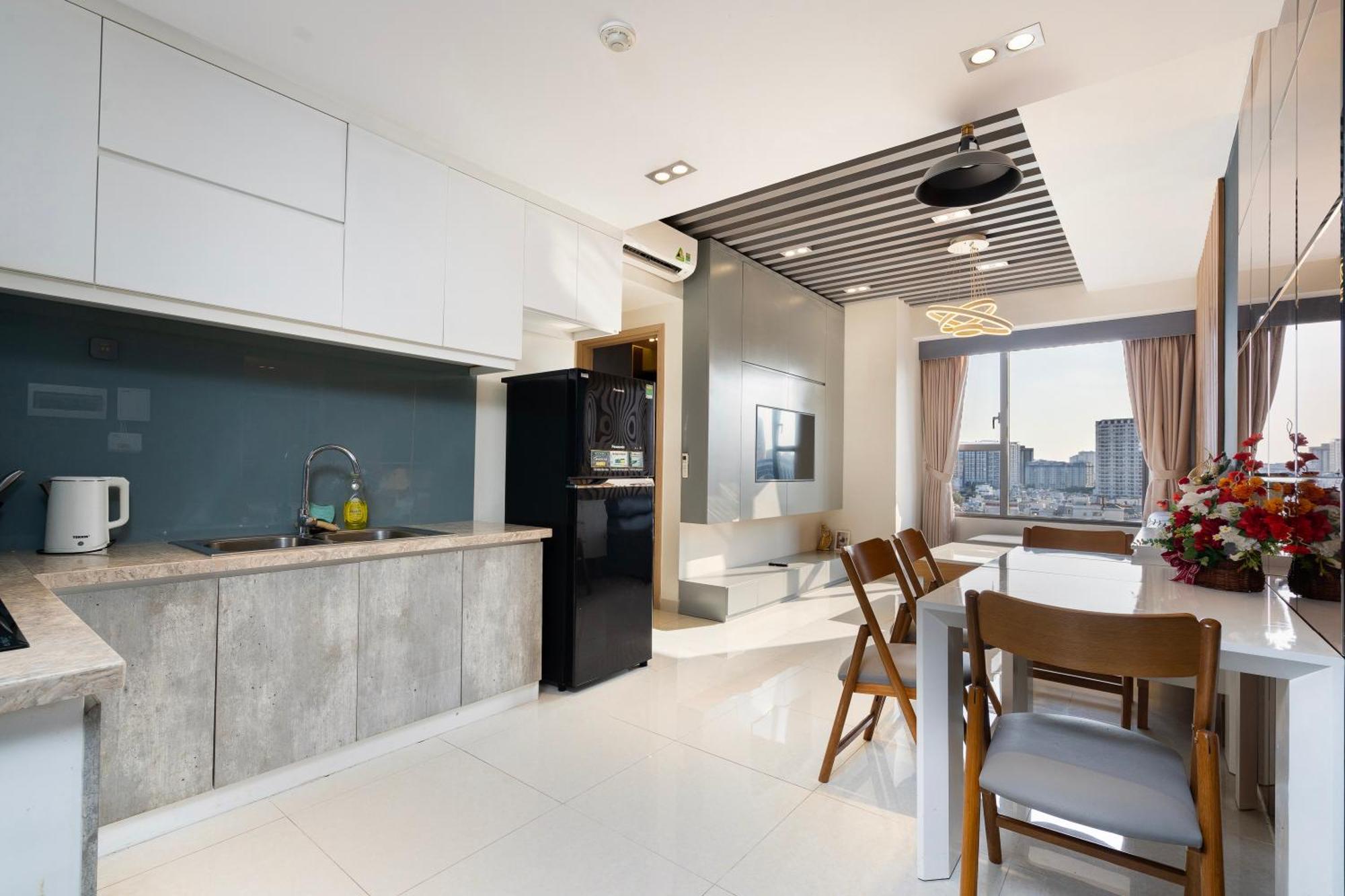 Dear You, Apartment! Saigon - Rivergate Building Хошимин